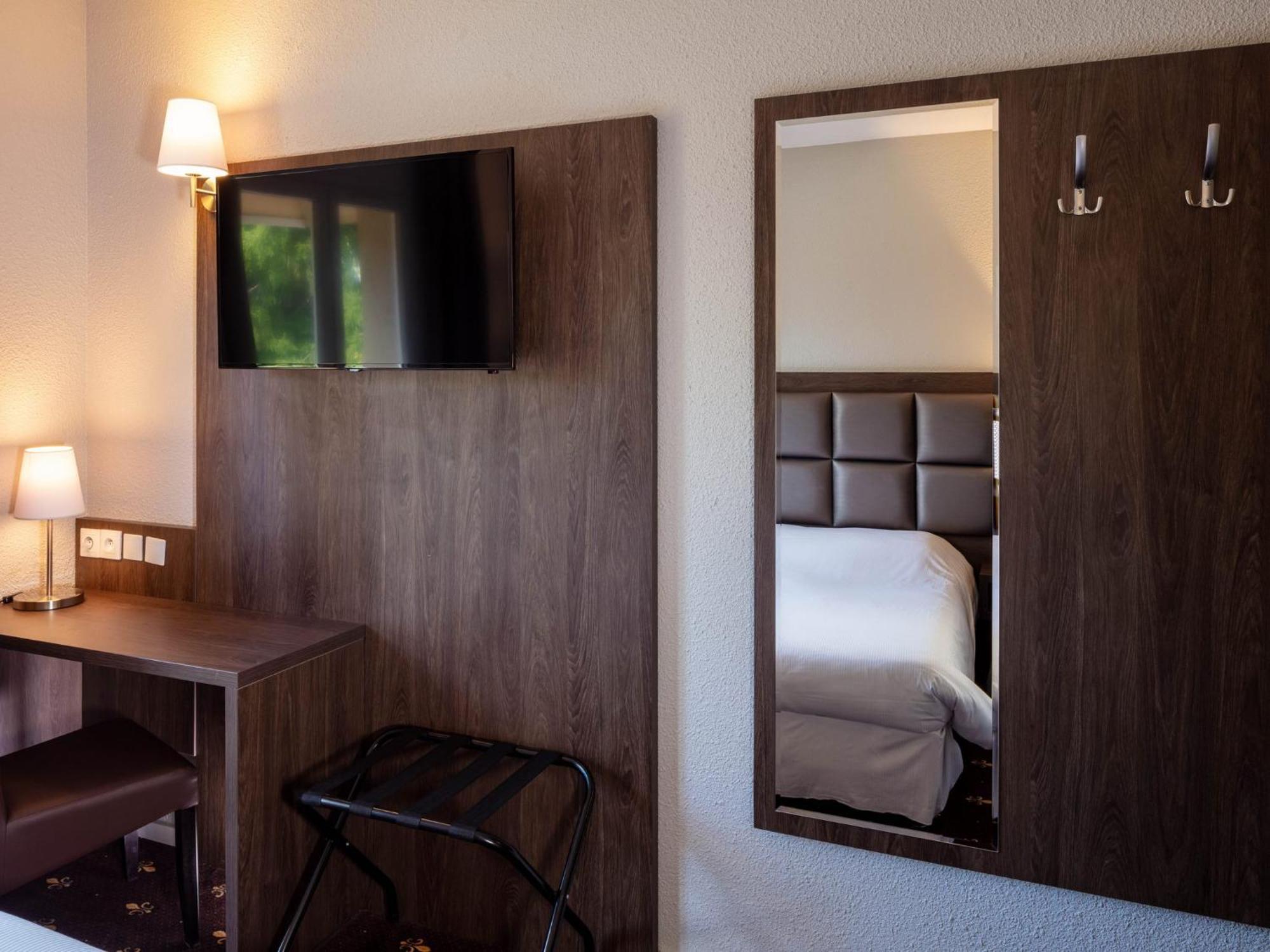 Logis Hotel Noemys Morgon Villié-Morgon Zimmer foto